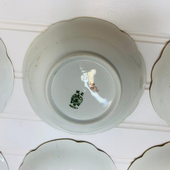 MZ Austria Small Bowl Rose Garland Trim Burgundy Gold Trim Set 6 5" diameter - Picture 8 of 8